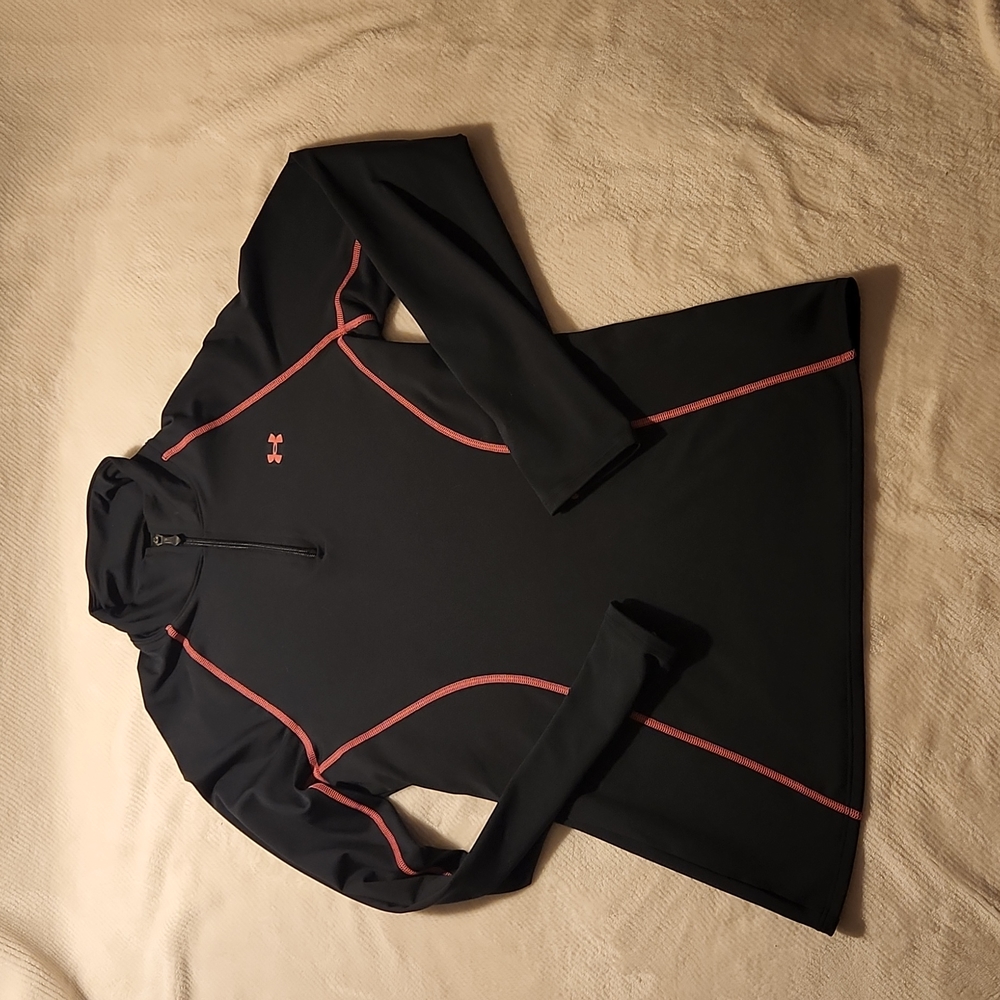 Under armour "cold gear" long sleeve pullover💗🖤